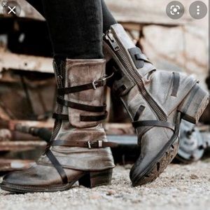 ❗️ISO Freebird Madi Stone 8❗️